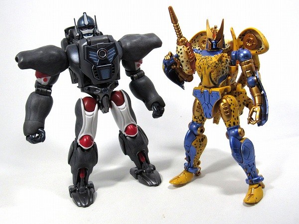 Masterpiece Cheetor Side By Side Comparison Photos   Original Toy MP Optimus Primal 09 (9 of 10)